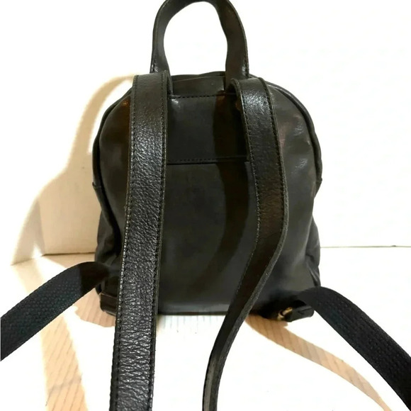 Madewell black leather backpack main image 8